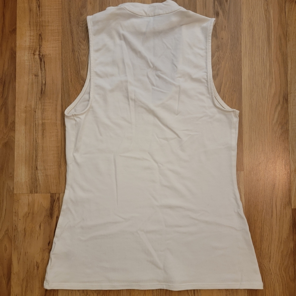 Express Choker Deep Plunge Sleeveless Blouse - Picture 5 of 6